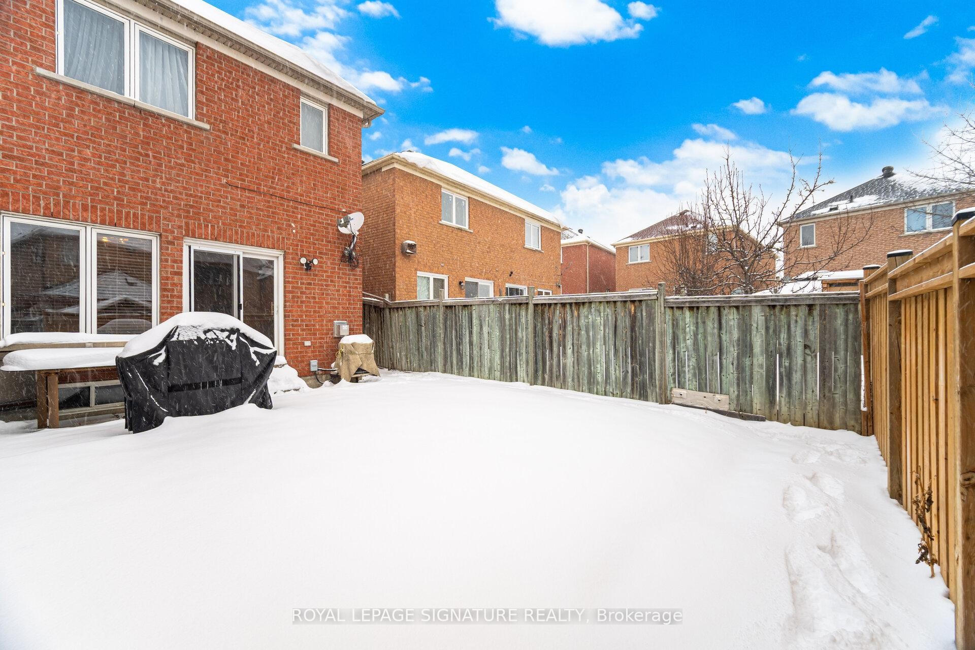 6526 Song Bird Crescent, Mississauga, ON