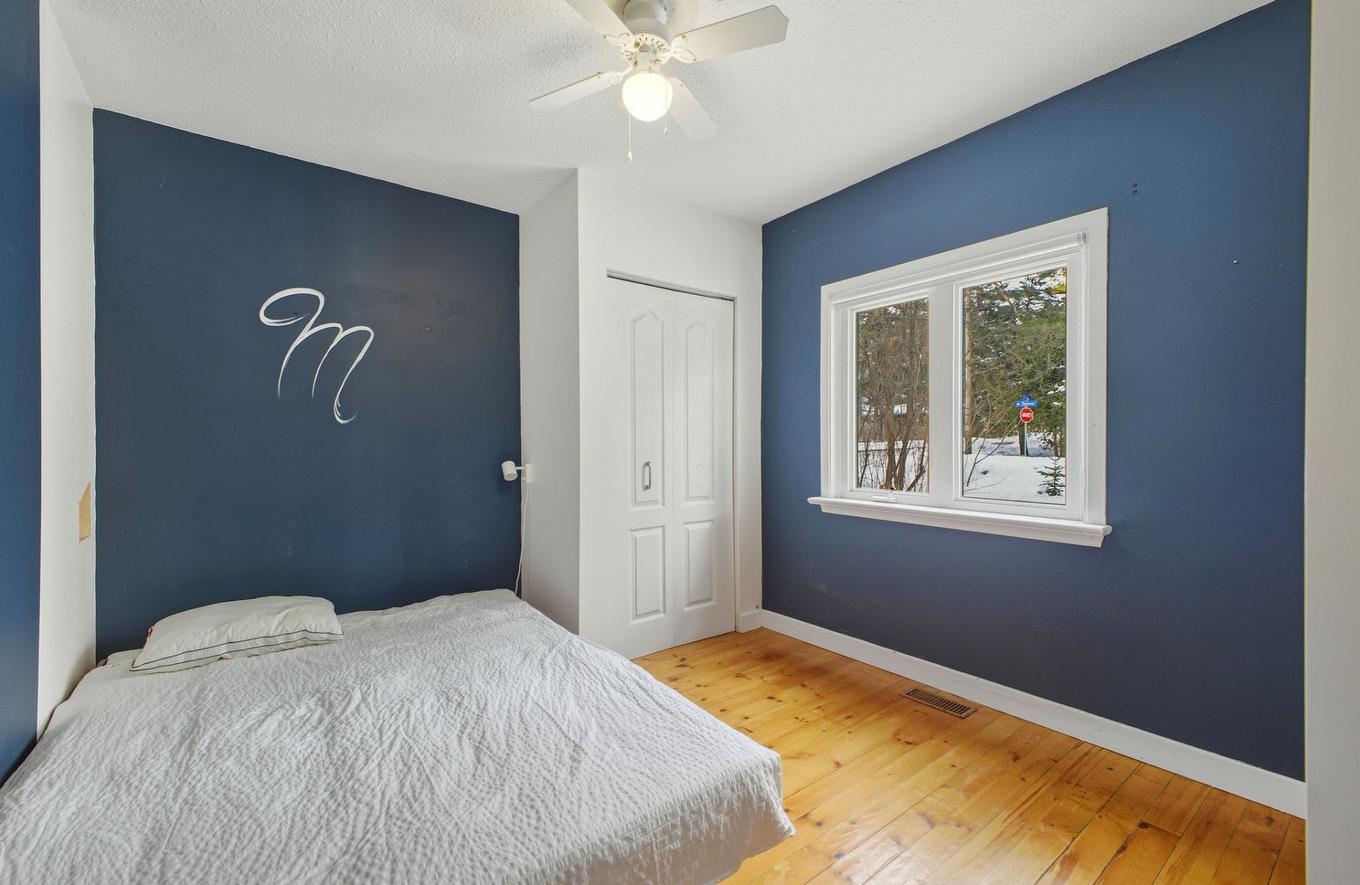 Chambre à coucher - 33 Rue Saratoga, Gatineau (Aylmer), QC - Indoor Photo Showing Bedroom