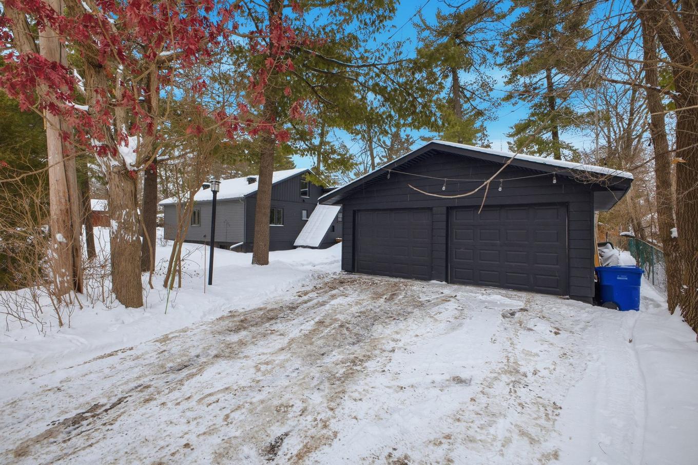 Garage - 33 Rue Saratoga, Gatineau (Aylmer), QC - Outdoor