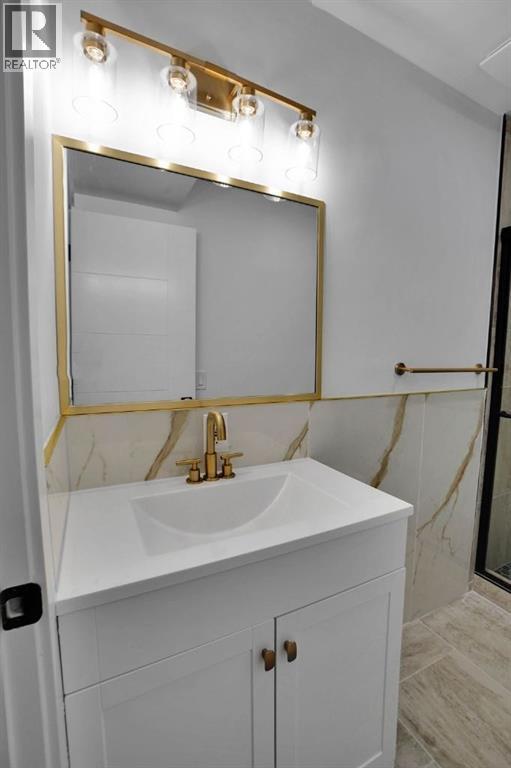 96 Covington Road Ne, Calgary, AB - Indoor