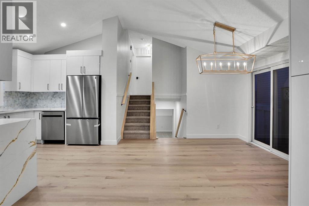 96 Covington Road Ne, Calgary, AB - Indoor Photo Showing Kitchen With Upgraded Kitchen