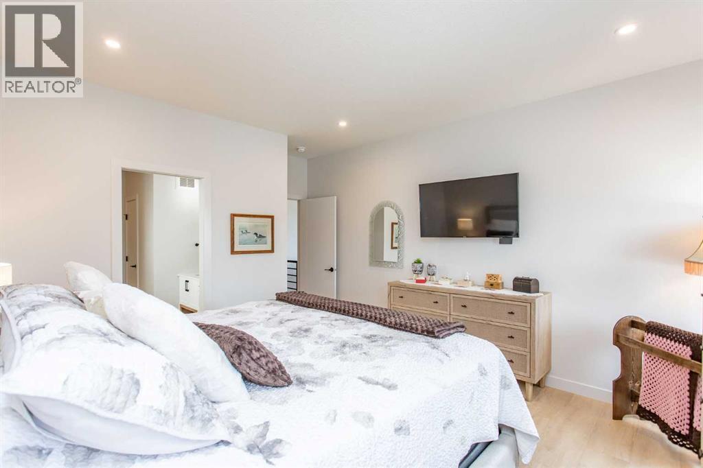 12 Emmett Crescent, Red Deer, AB - Indoor Photo Showing Bedroom