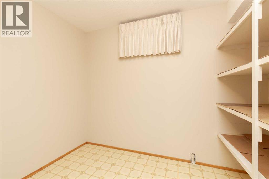 Storage room - 83 Elm Crescent S, Lethbridge, AB - Indoor