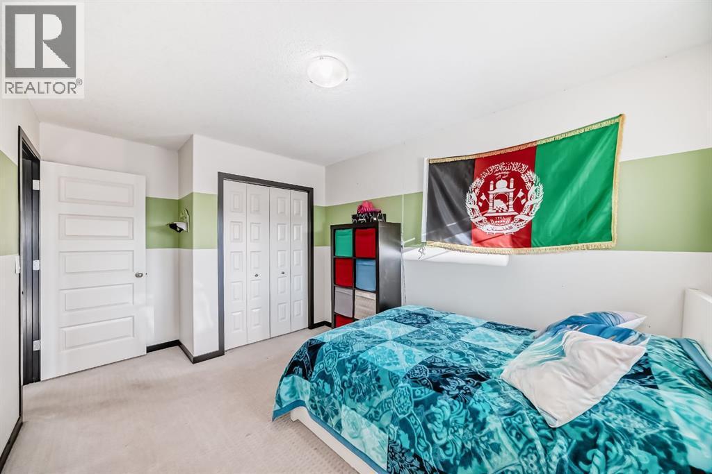 16 Skyview Shores Gardens Ne, Calgary, AB - Indoor Photo Showing Bedroom