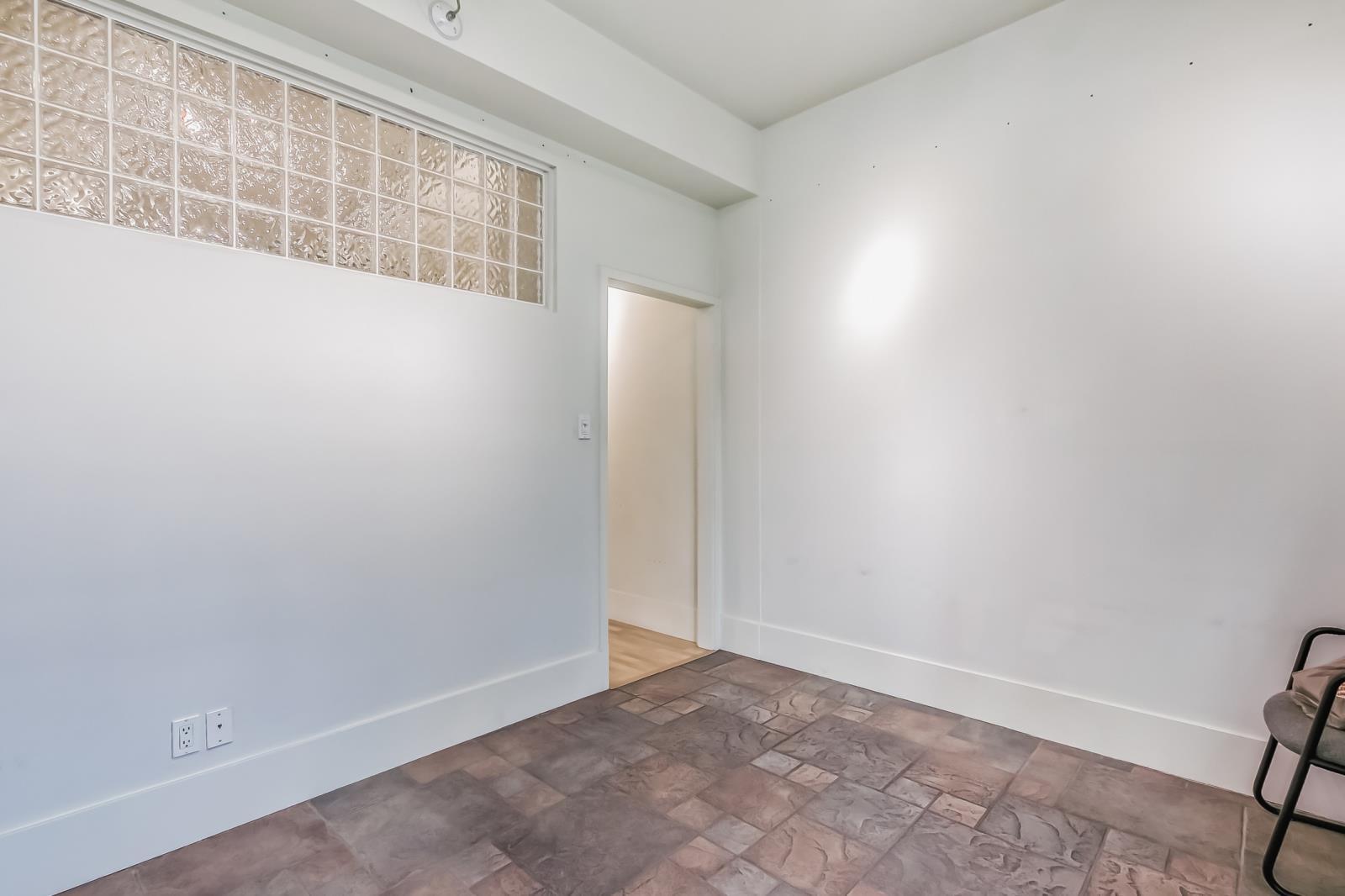 155 155, 10403 122 St Nw, Edmonton, AB