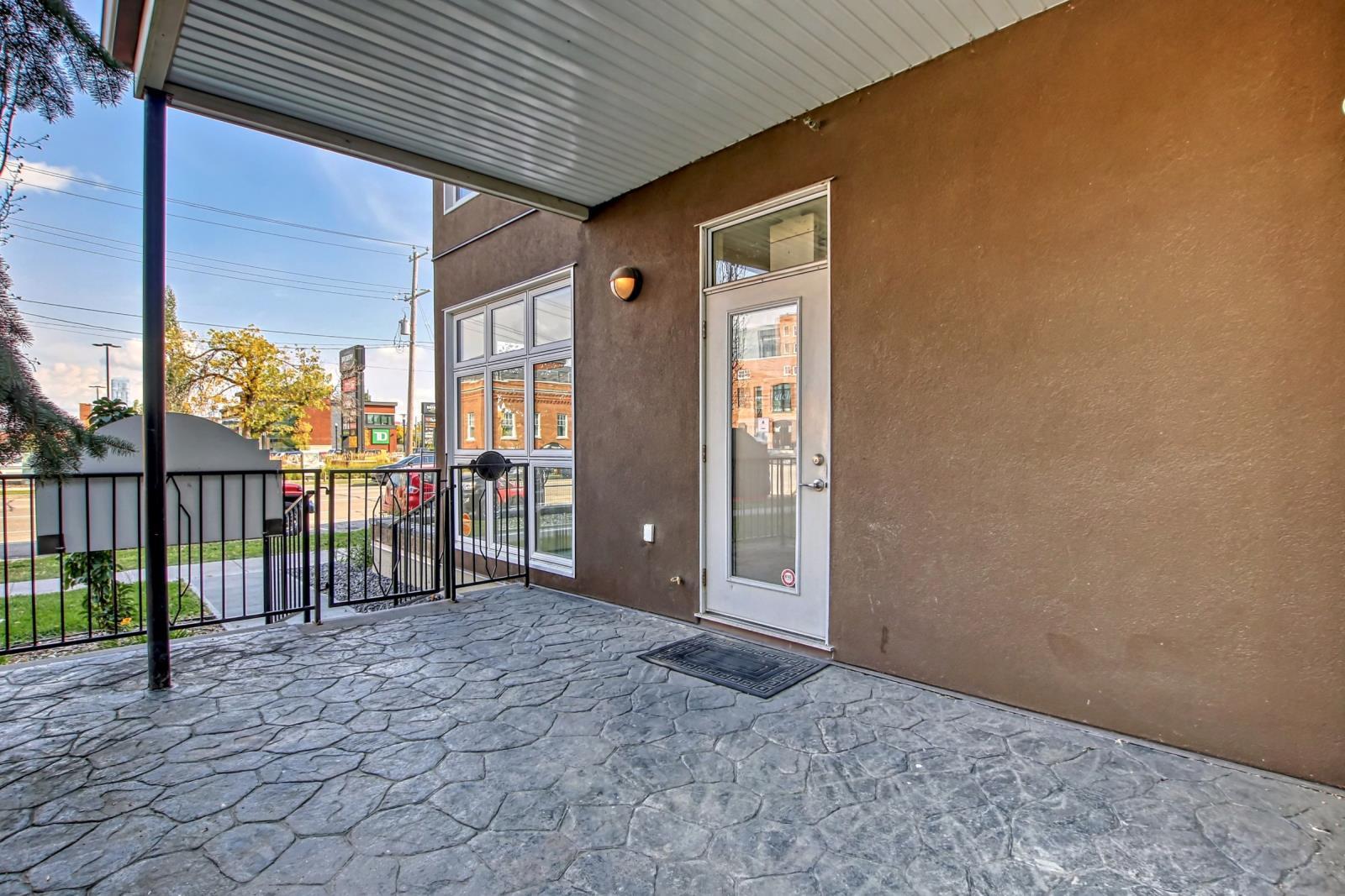 155 155, 10403 122 St Nw, Edmonton, AB