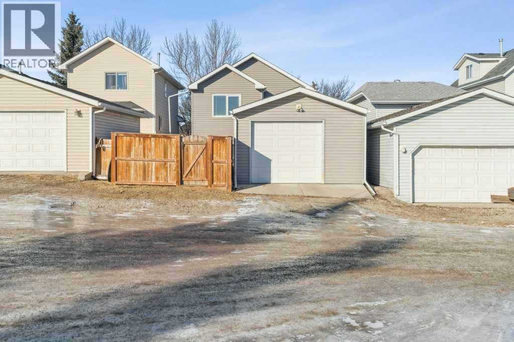 11 Somervale Drive Sw, Calgary, AB - Outdoor