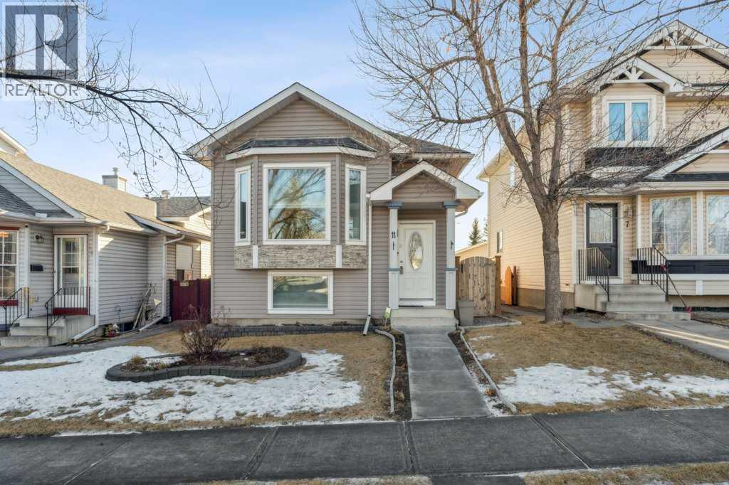 11 Somervale Drive Sw, Calgary, AB - Outdoor With Facade
