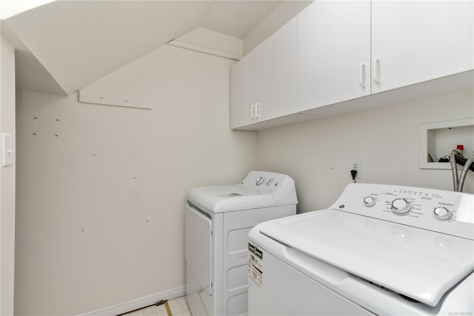 10-126 Hallowell Rd, View Royal, BC