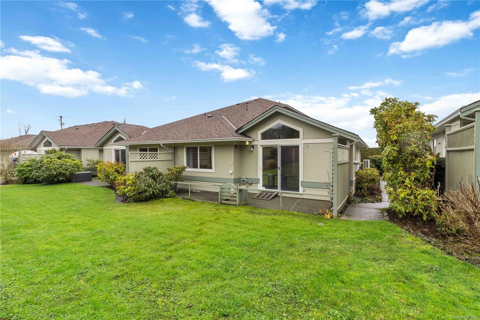 10-126 Hallowell Rd, View Royal, BC