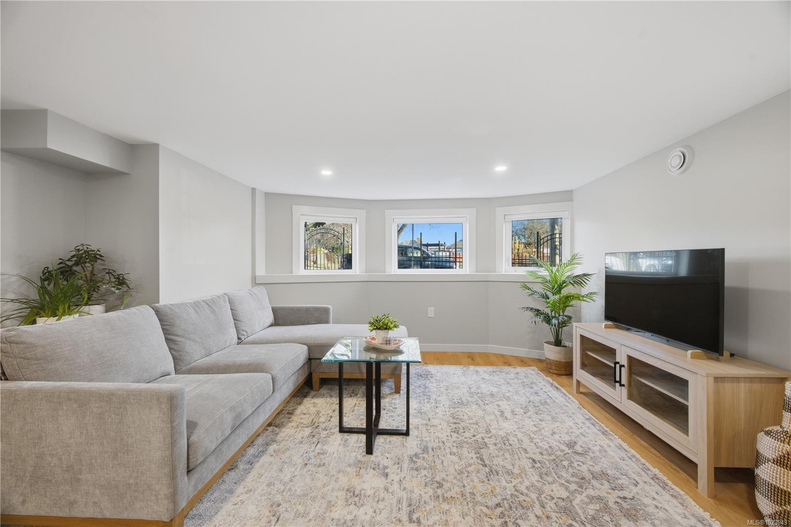 525 Sumas St, Victoria, BC