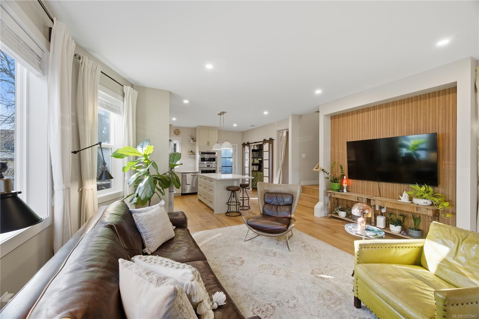 525 Sumas St, Victoria, BC