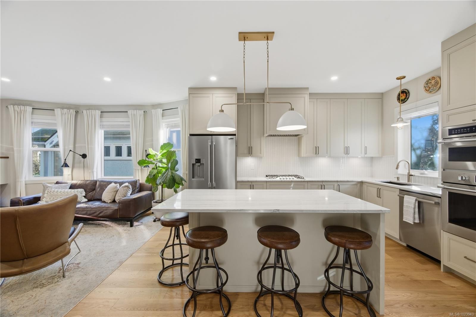 525 Sumas St, Victoria, BC