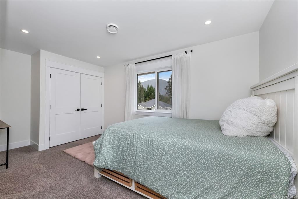 168 Edgewood Dr, Lake Cowichan, BC