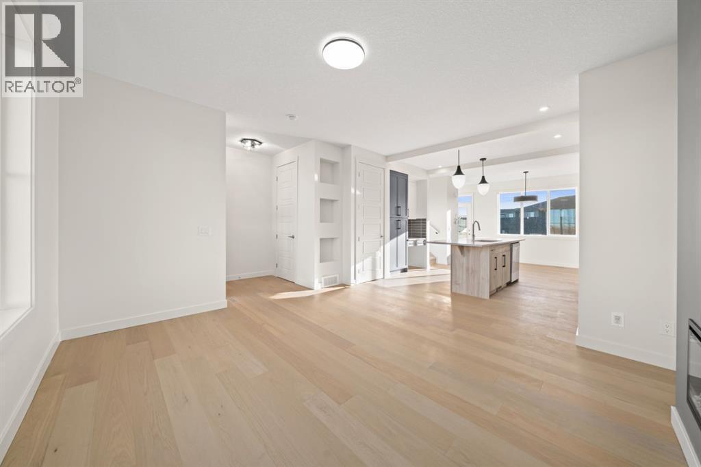 25 Sora Gate Se, Calgary, AB - Indoor Photo Showing Other Room