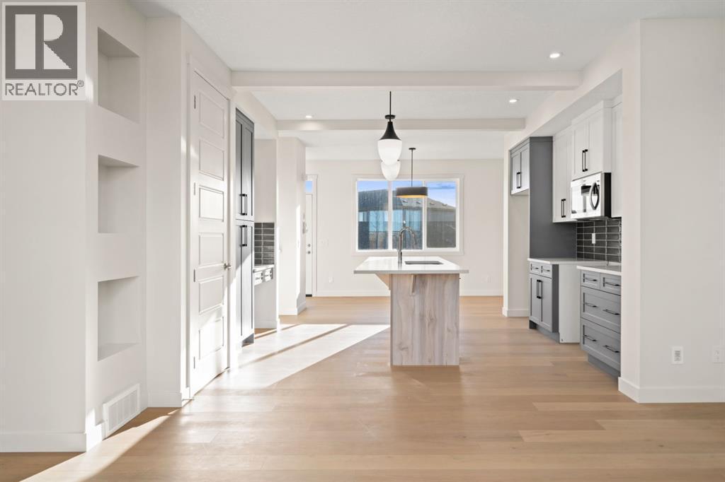 25 Sora Gate Se, Calgary, AB - Indoor