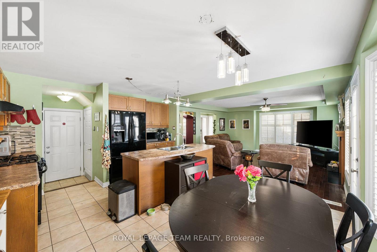 Kitchen access to Garage - 3022 Freshwater Way, Ottawa, ON - Indoor Photo Showing Dining Room