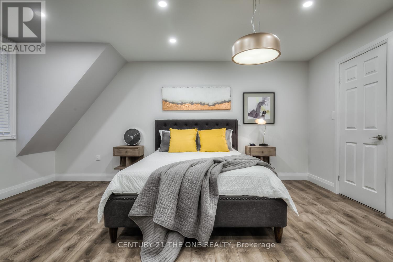710 - 75 Weldrick Road E, Richmond Hill, ON - Indoor Photo Showing Bedroom