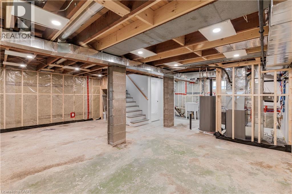 9 Admiral Road, St. Catharines, ON - Indoor Photo Showing Basement