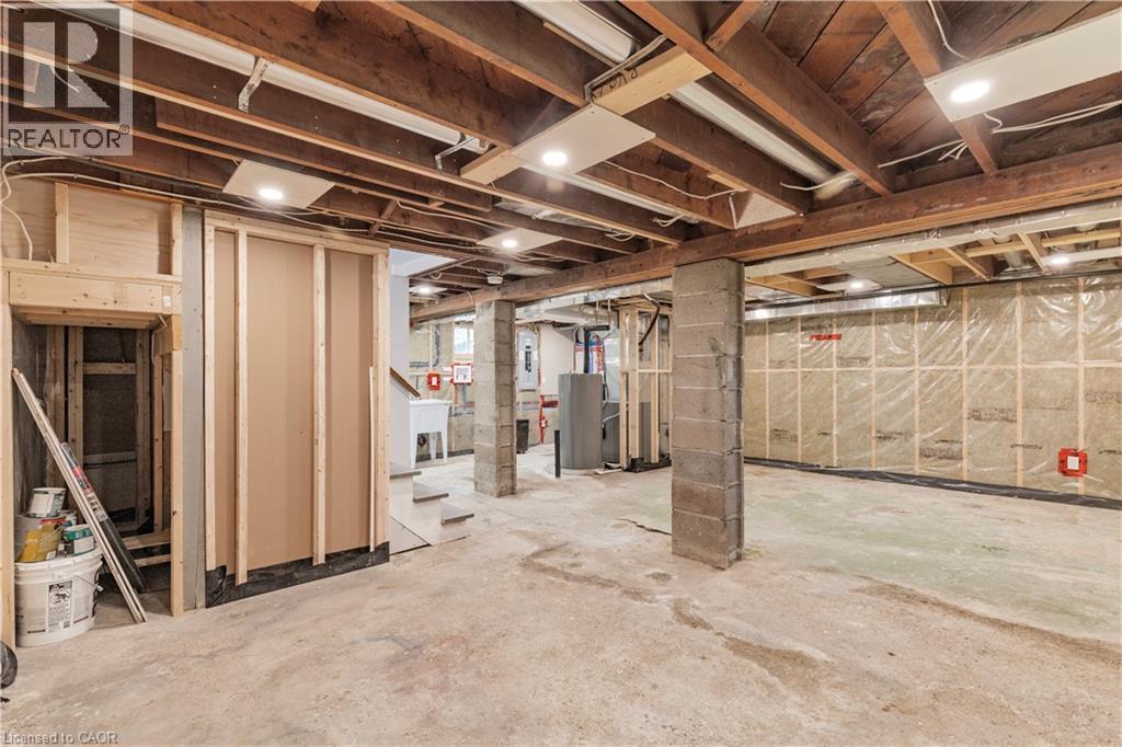 9 Admiral Road, St. Catharines, ON - Indoor Photo Showing Basement