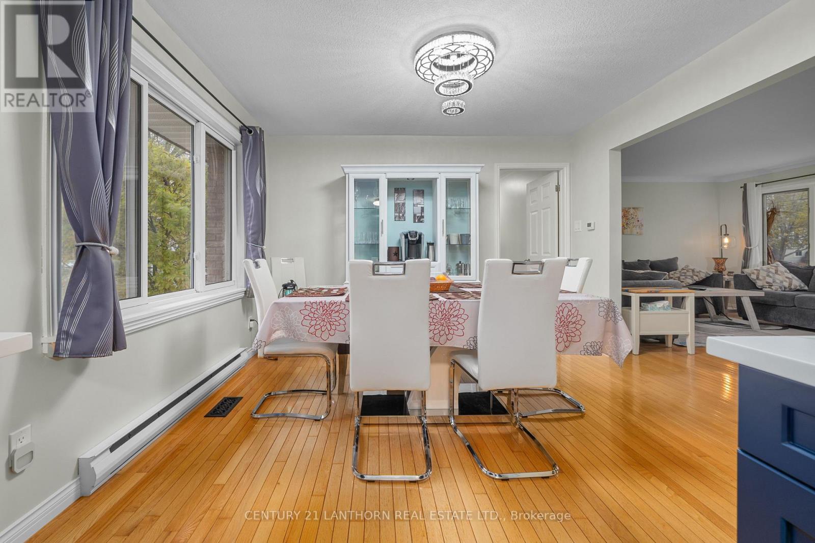 212 Main Street, Deseronto (Deseronto (Town)), ON - Indoor