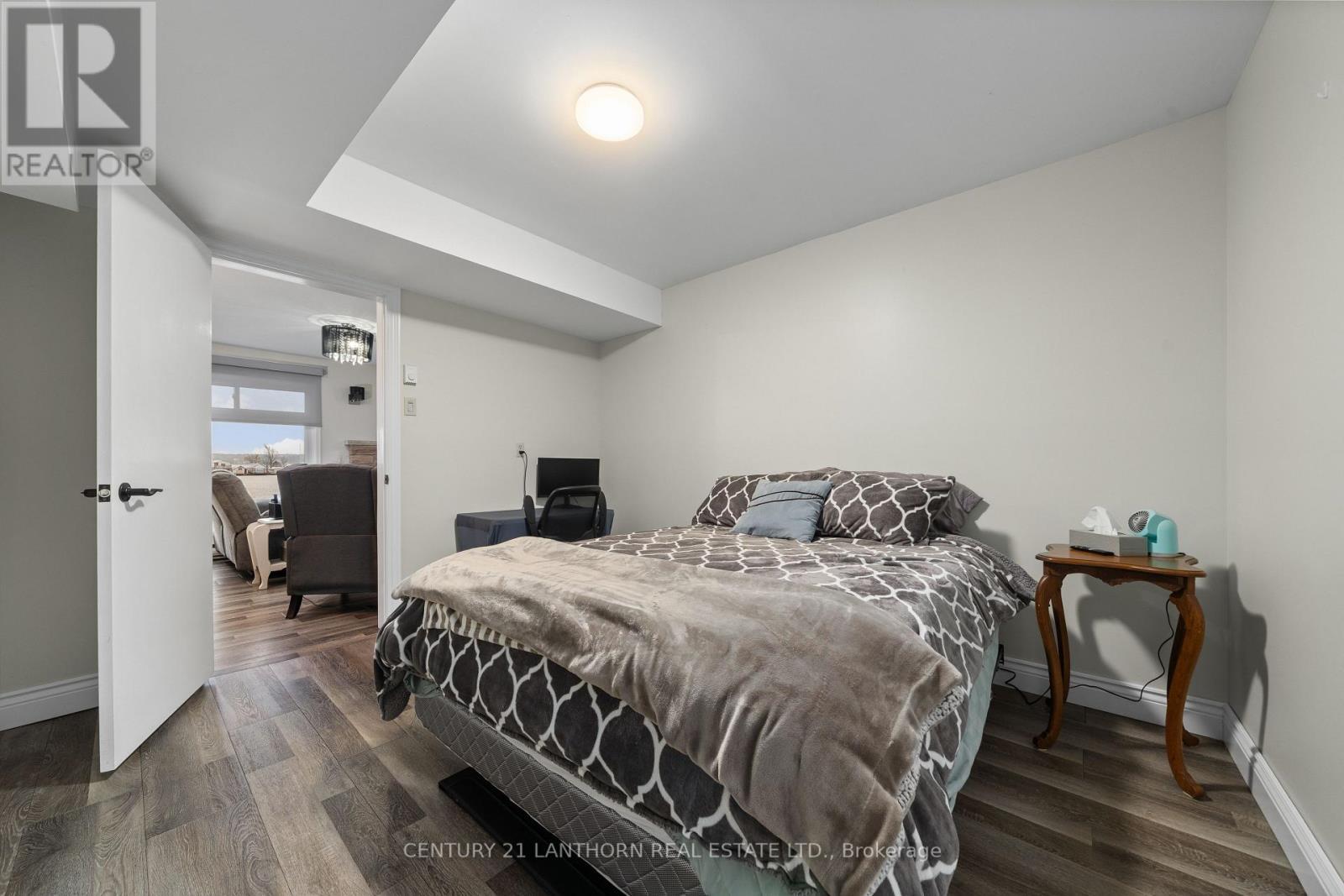 212 Main Street, Deseronto (Deseronto (Town)), ON - Indoor Photo Showing Bedroom