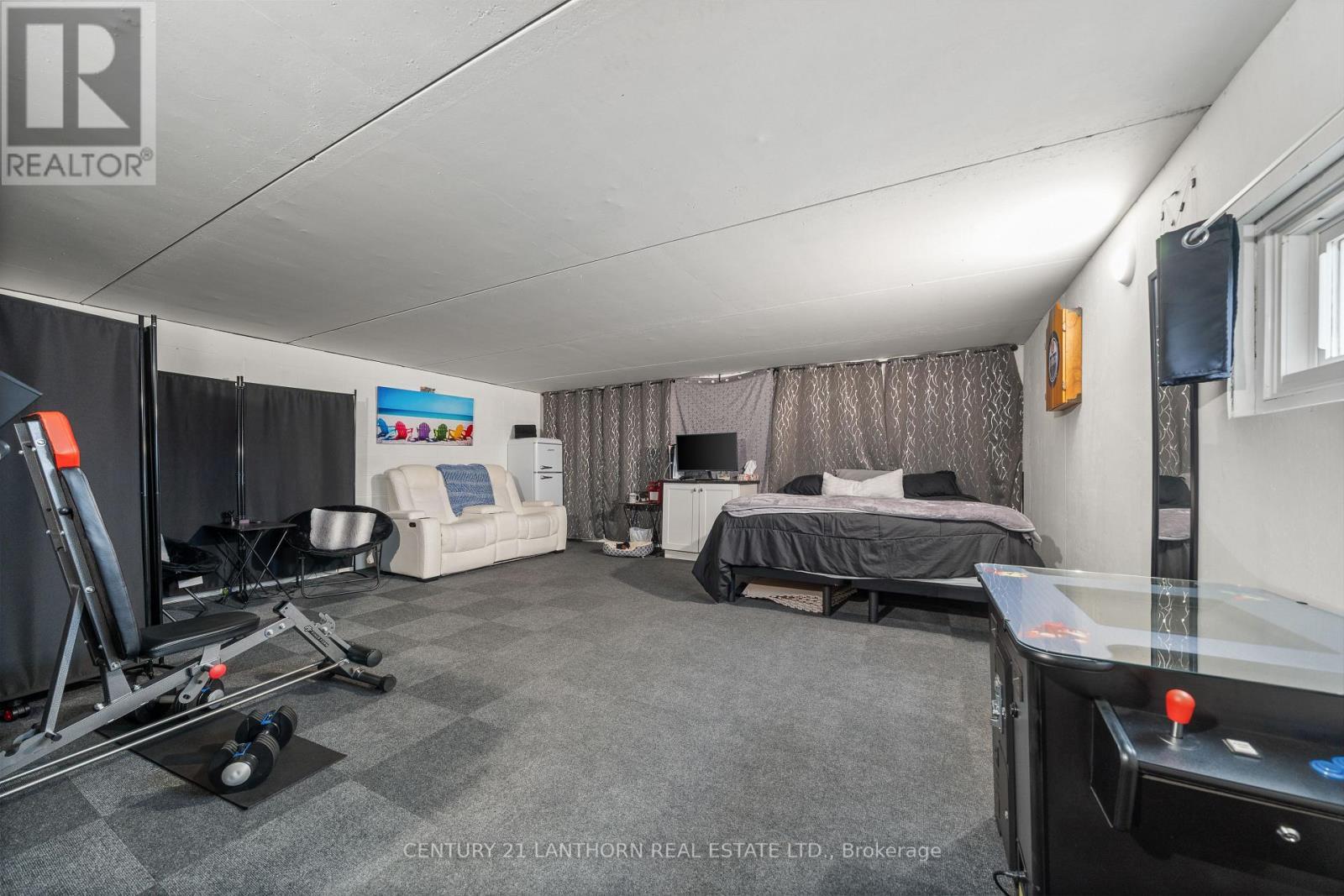 212 Main Street, Deseronto (Deseronto (Town)), ON - Indoor