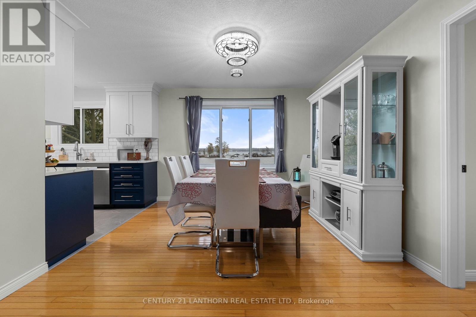 212 Main Street, Deseronto (Deseronto (Town)), ON - Indoor