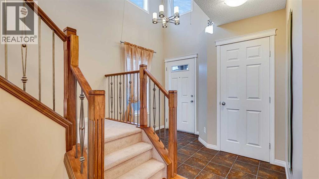 157 Bridleridge View Sw, Calgary, AB - Indoor Photo Showing Other Room