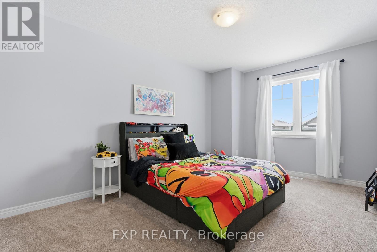 31 Miranda Path, Woolwich, ON - Indoor Photo Showing Bedroom