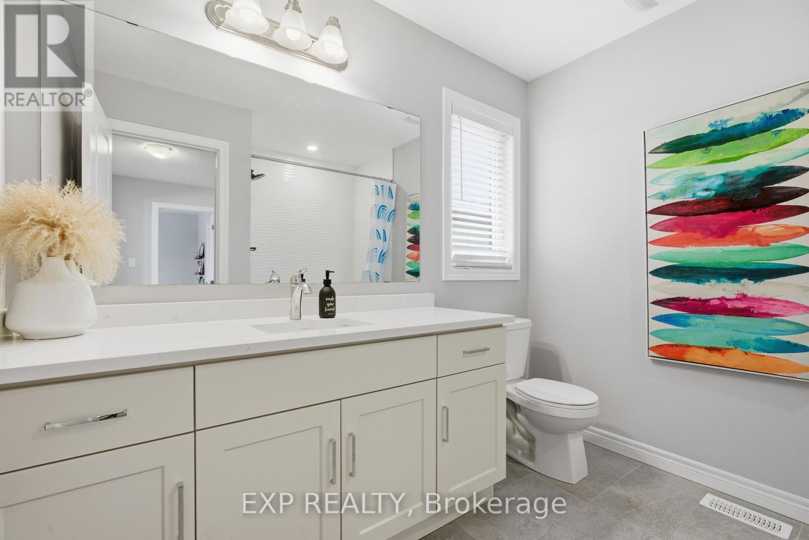 31 Miranda Path, Woolwich, ON - Indoor Photo Showing Bathroom