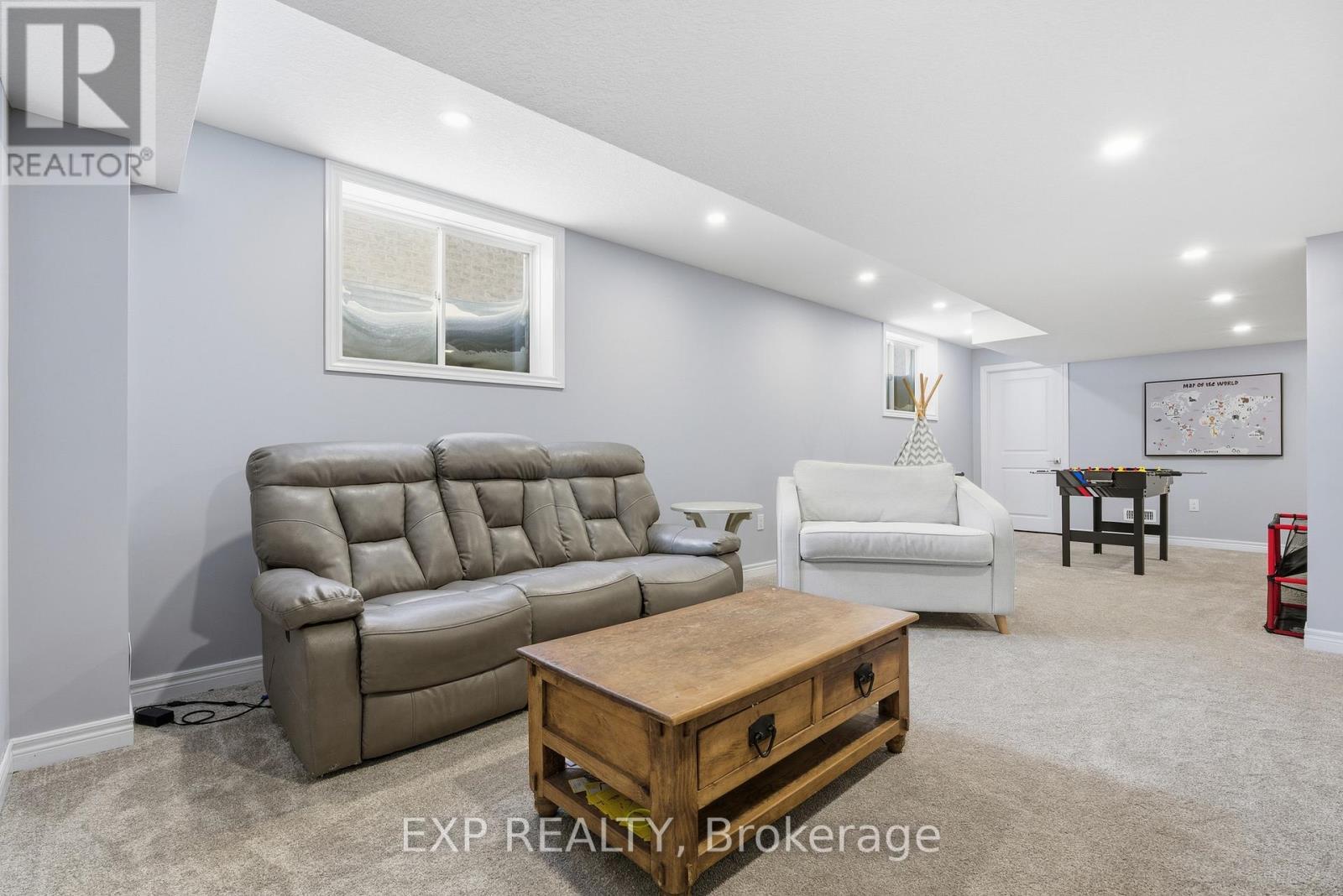 31 Miranda Path, Woolwich, ON - Indoor