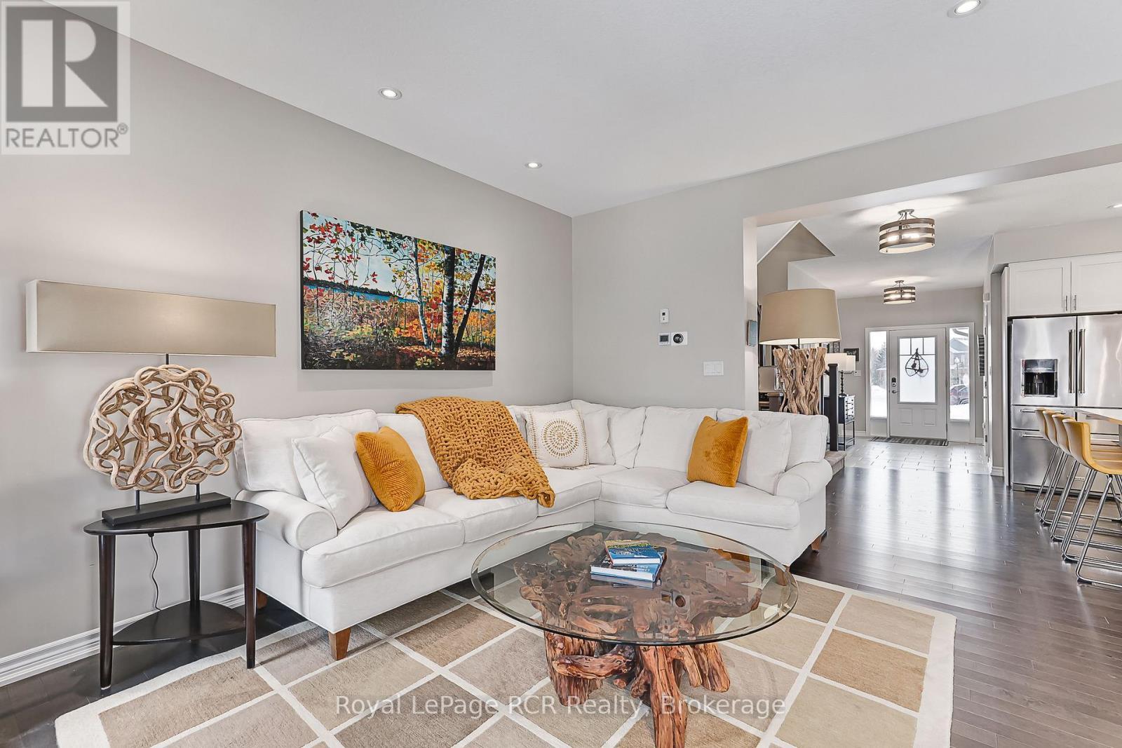 160 Preservation Road, Collingwood, ON - Indoor Photo Showing Living Room