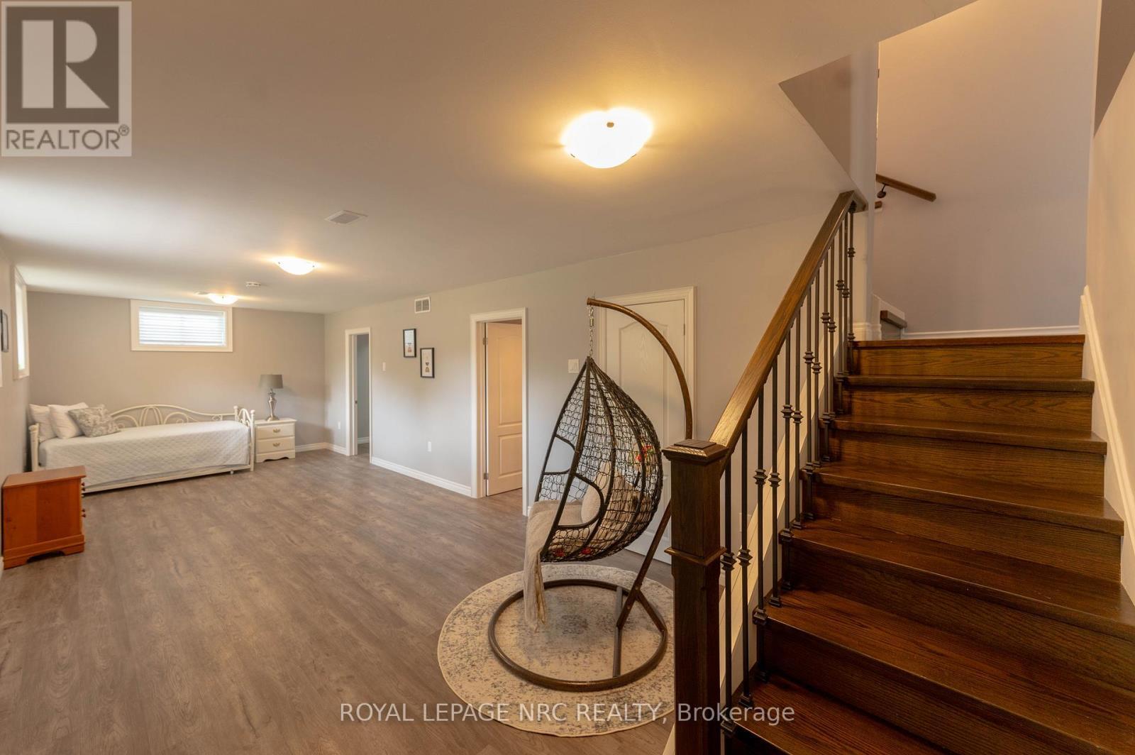 146 Four Mile Creek Road, Niagara-On-The-Lake (St. Davids), ON - Indoor Photo Showing Other Room