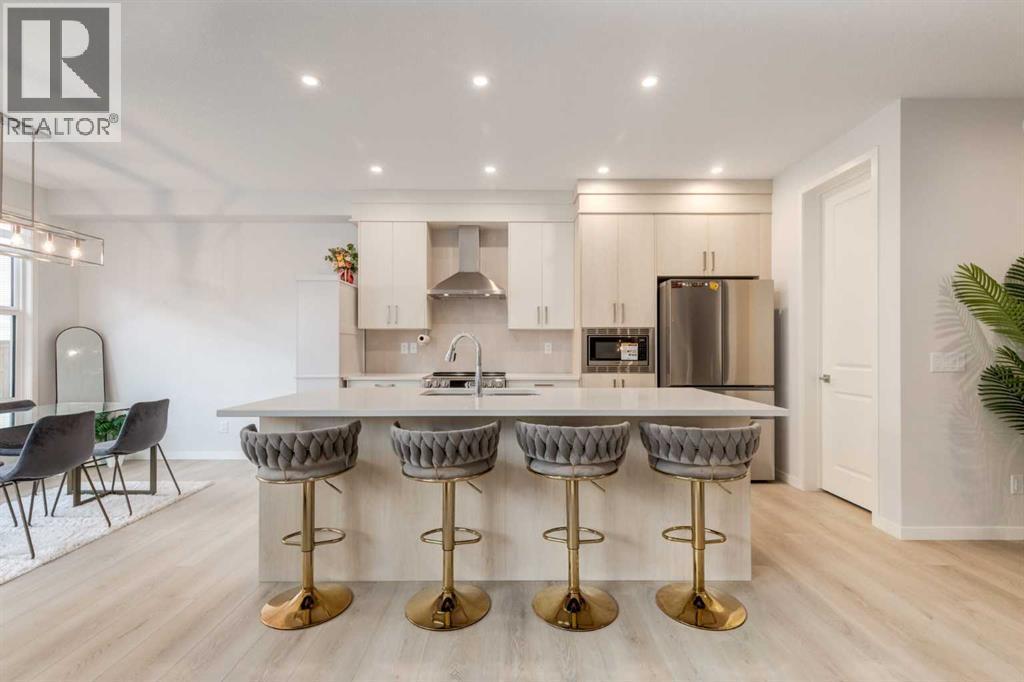 29 Marmot Passage Nw, Calgary, AB - Indoor Photo Showing Kitchen With Stainless Steel Kitchen With Upgraded Kitchen