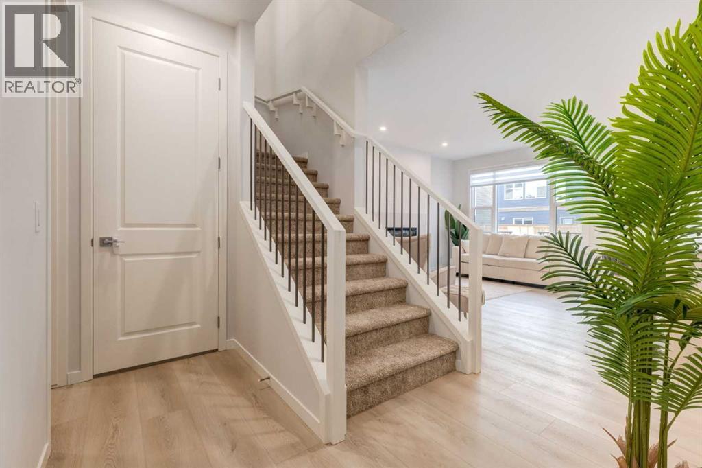 29 Marmot Passage Nw, Calgary, AB - Indoor Photo Showing Other Room