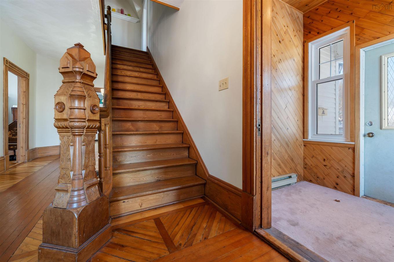 251 Victoria Street E, Amherst, NS