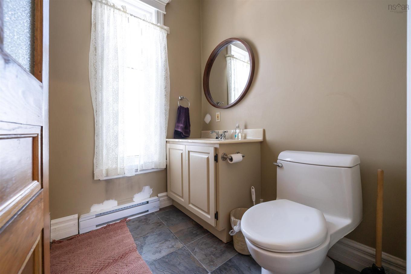 251 Victoria Street E, Amherst, NS