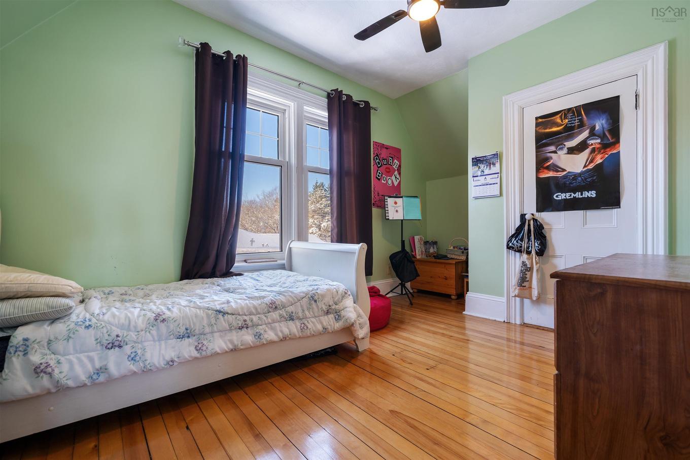 251 Victoria Street E, Amherst, NS