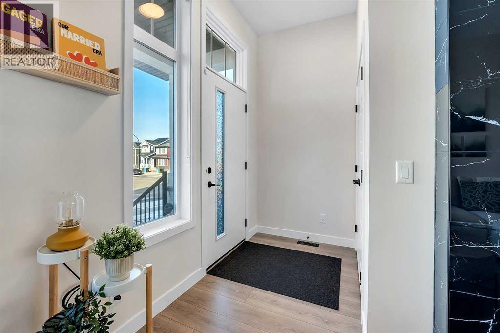 11 Marmot Way Nw, Calgary, AB