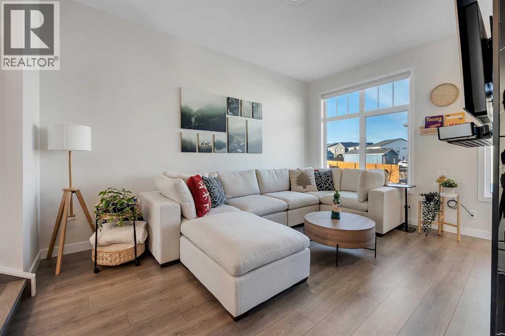 11 Marmot Way Nw, Calgary, AB