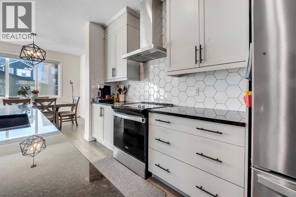 11 Marmot Way Nw, Calgary, AB