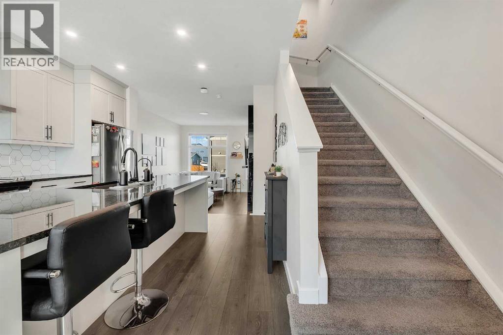 11 Marmot Way Nw, Calgary, AB