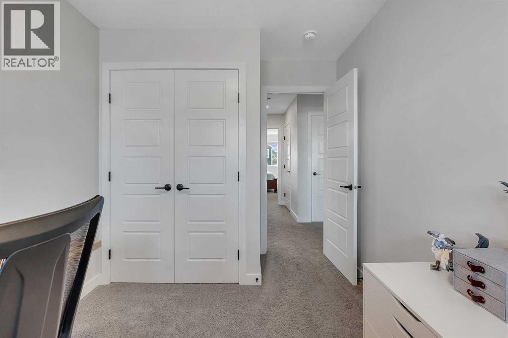 11 Marmot Way Nw, Calgary, AB