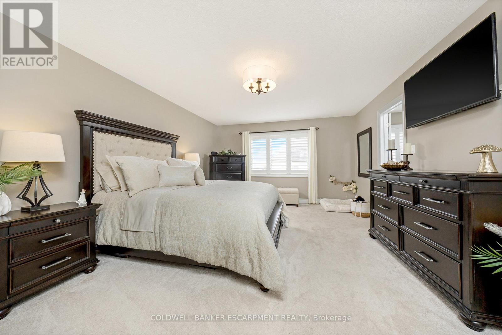 107 Taylor Avenue, Guelph/Eramosa, ON - Indoor Photo Showing Bedroom
