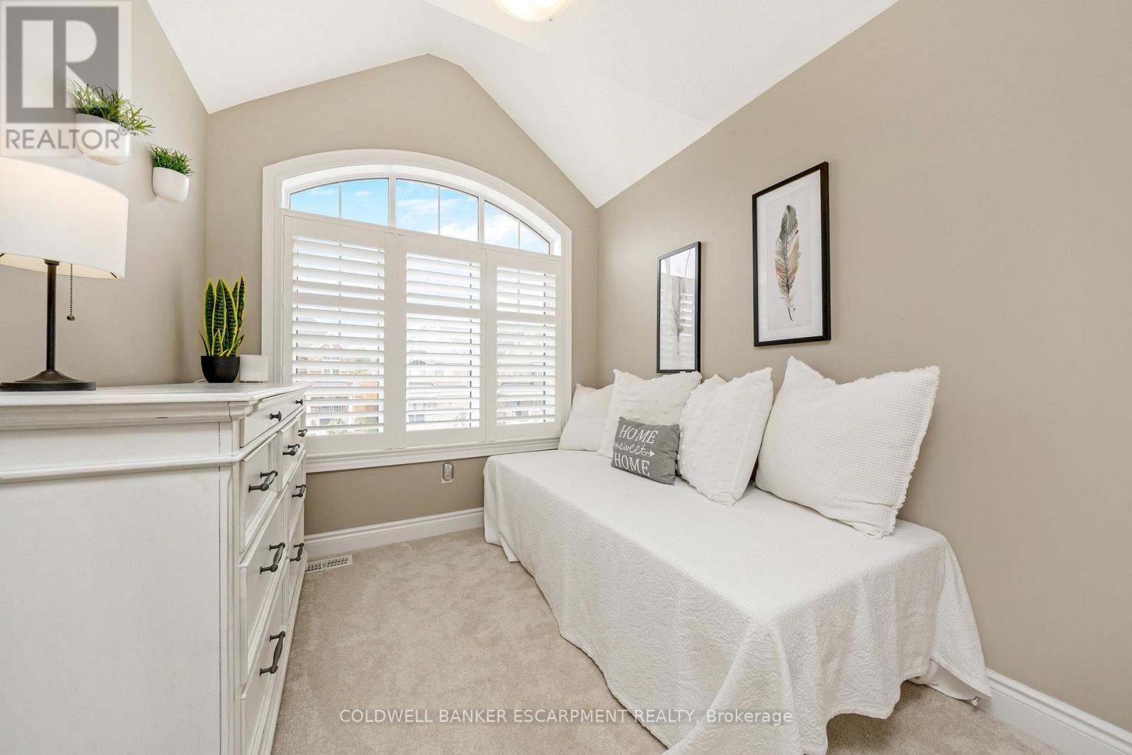 107 Taylor Avenue, Guelph/Eramosa, ON - Indoor Photo Showing Bedroom