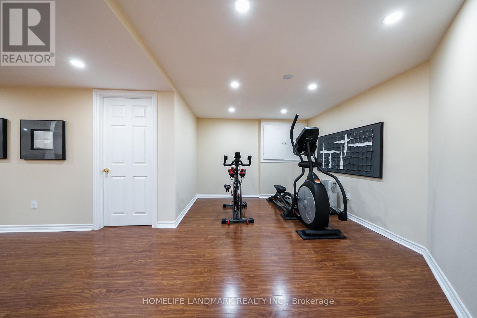 26 Monaco Crescent, Richmond Hill, ON - Indoor Photo Showing Gym Room
