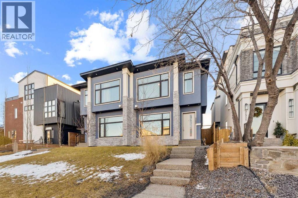 2409 28 Avenue Sw, Calgary, AB - Outdoor With Facade