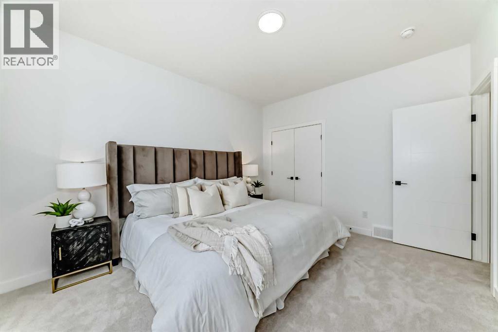 8530 Bowness Road Nw, Calgary, AB - Indoor Photo Showing Bedroom