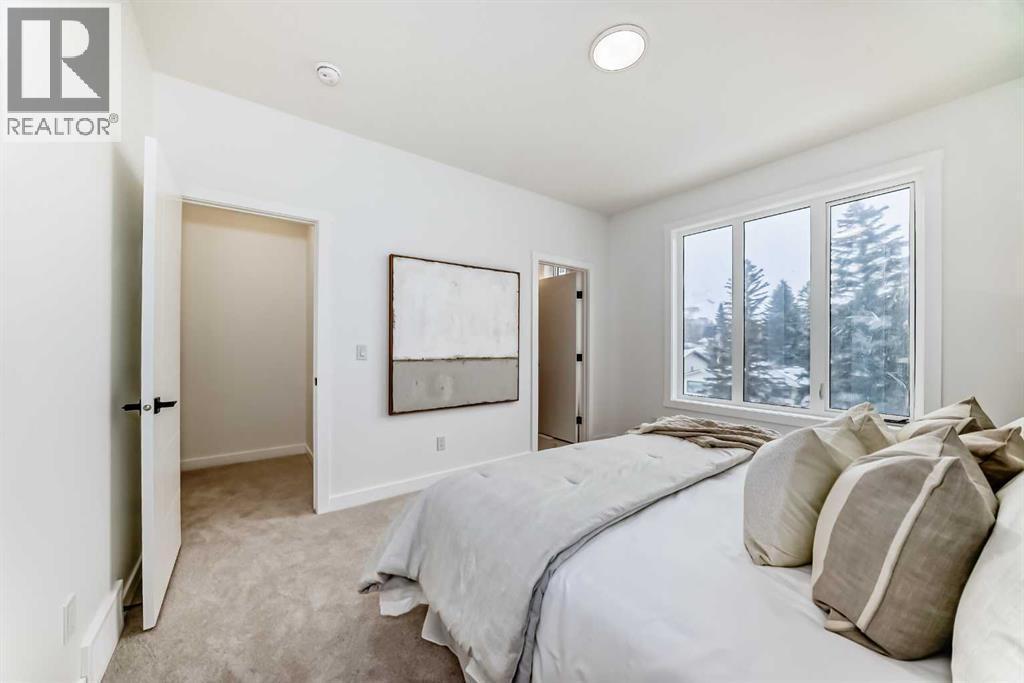 8530 Bowness Road Nw, Calgary, AB - Indoor Photo Showing Bedroom
